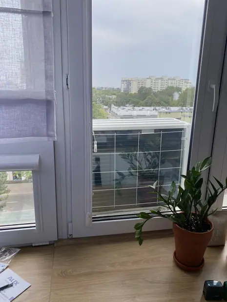Jednostka wewnętrzna AUX zamontowana w pomieszczeniu – realizacja 85